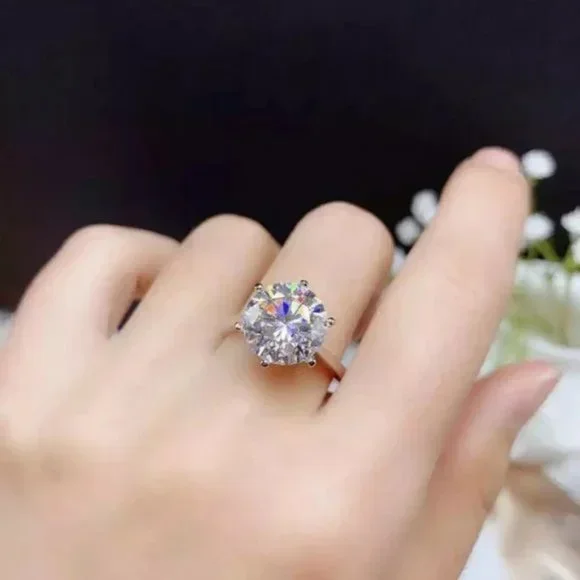 Certified 5ct. t.w. Diamond Moissanite Round Solitaire Engagement Ring NEW